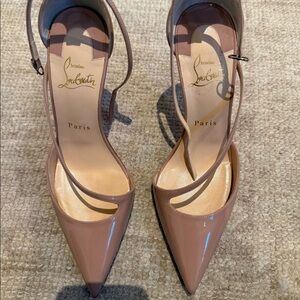 Christian Louboutin Fliketta patent nude heel. Never worn